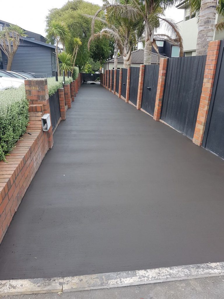 STANDARD CONCRETE PETER FELL COLOUR 669 BROOM FINISH